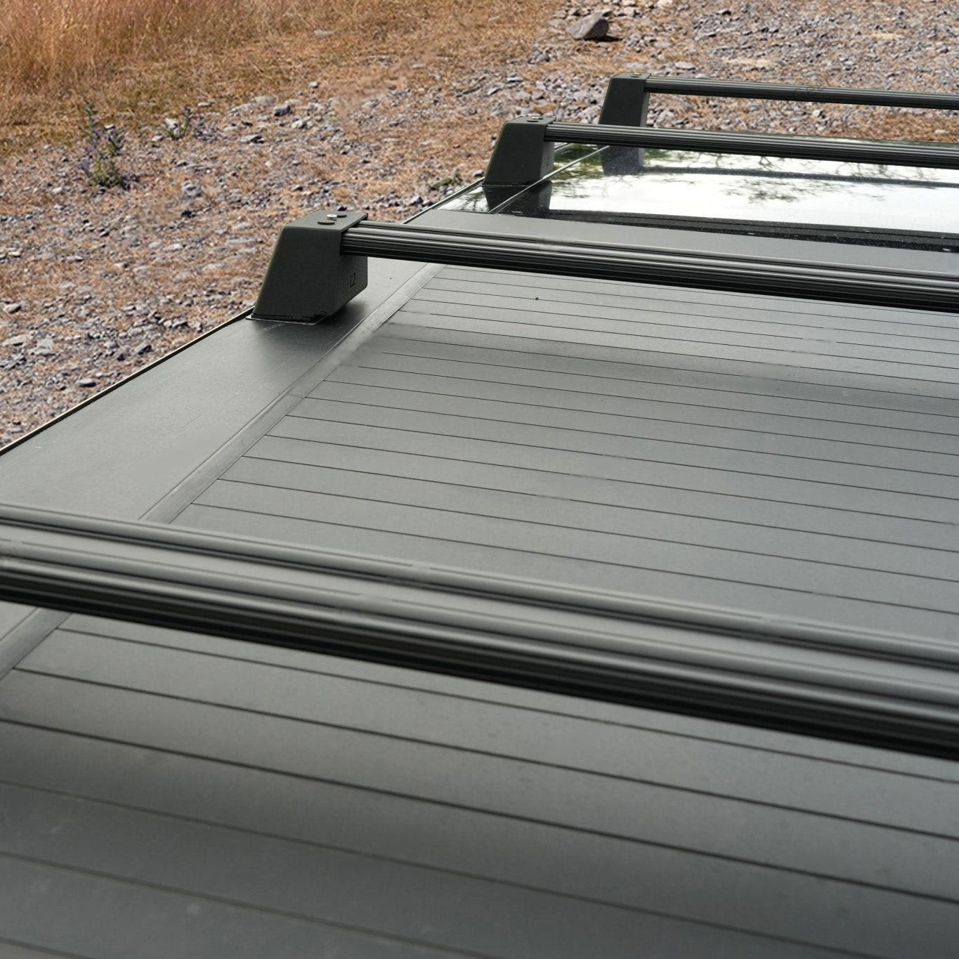 Tesla Cybertruck Crossbar Roof Rack Cargo Rack Carrier
